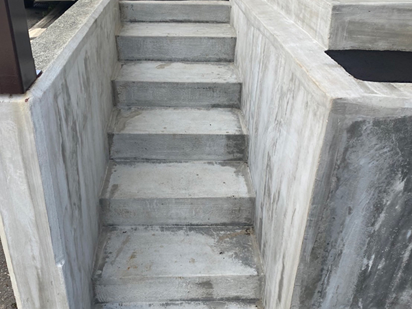 階段修繕・増設工事⑤