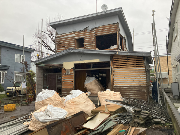 白石区 戸建解体②