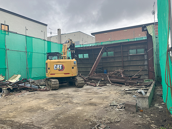 令和6年 4月 東区 整備工場解体工事②
