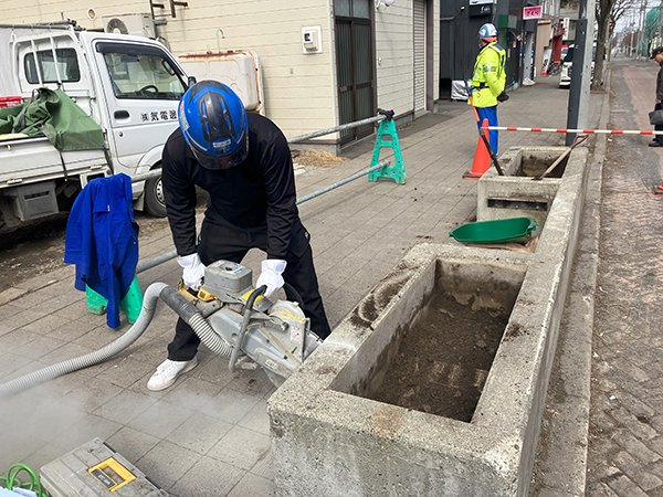 令和6年 4月 豊平区 花壇解体工事②
